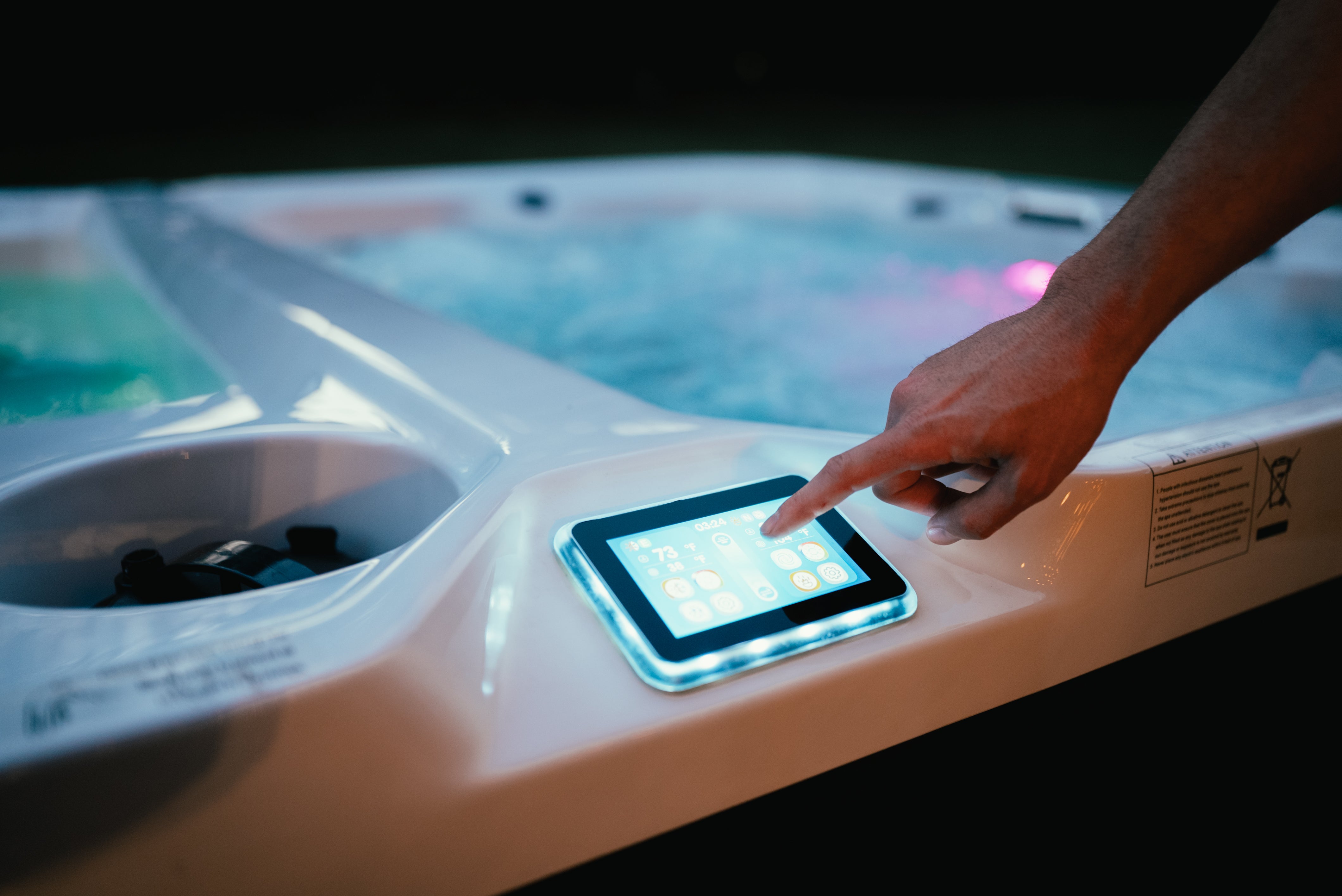 Lifetrend Sierra 2-in-1 Hot & Cold Plunge Spa System